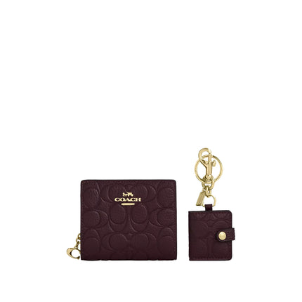 Coach Women's Boxed Snap Wallet And Picture Frame Charm In Signature Leather Gold/Black Currant