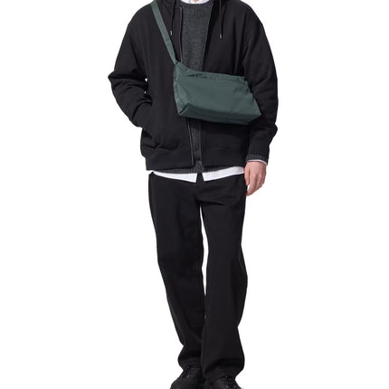 Uniqlo Unisex 2 Way One Handle Bag 59 Dark Green