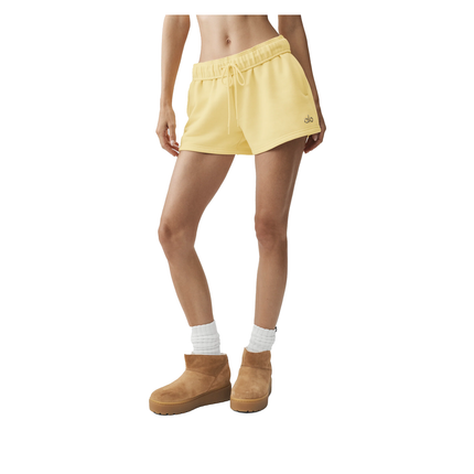 alo Women's Accolade Short Warm Butter