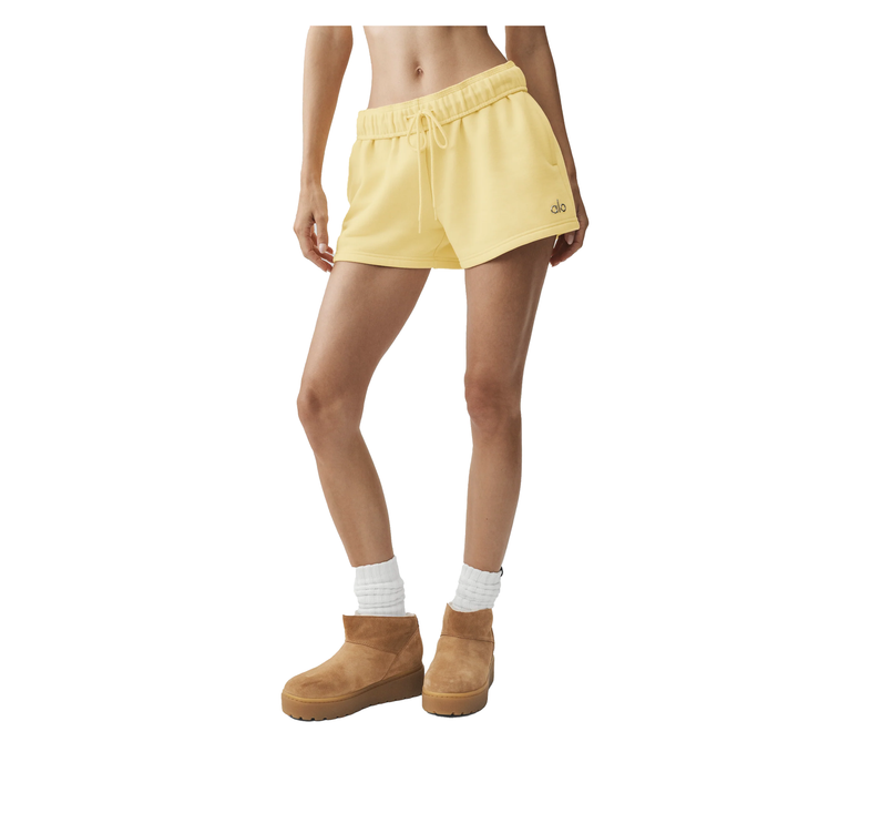 alo Women's Accolade Short Warm Butter