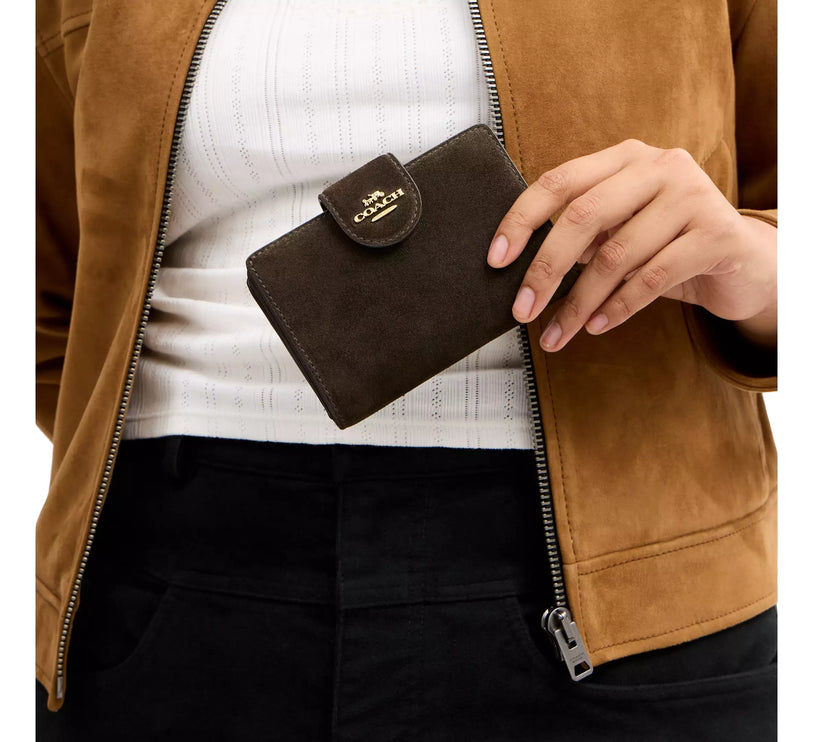 Coach Women's Medium Corner Zip Wallet Gold/Ebony