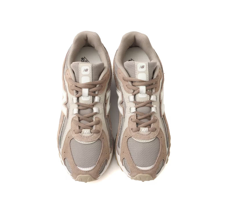 New Balance 204L Mushroom/Arid Stone U204L155