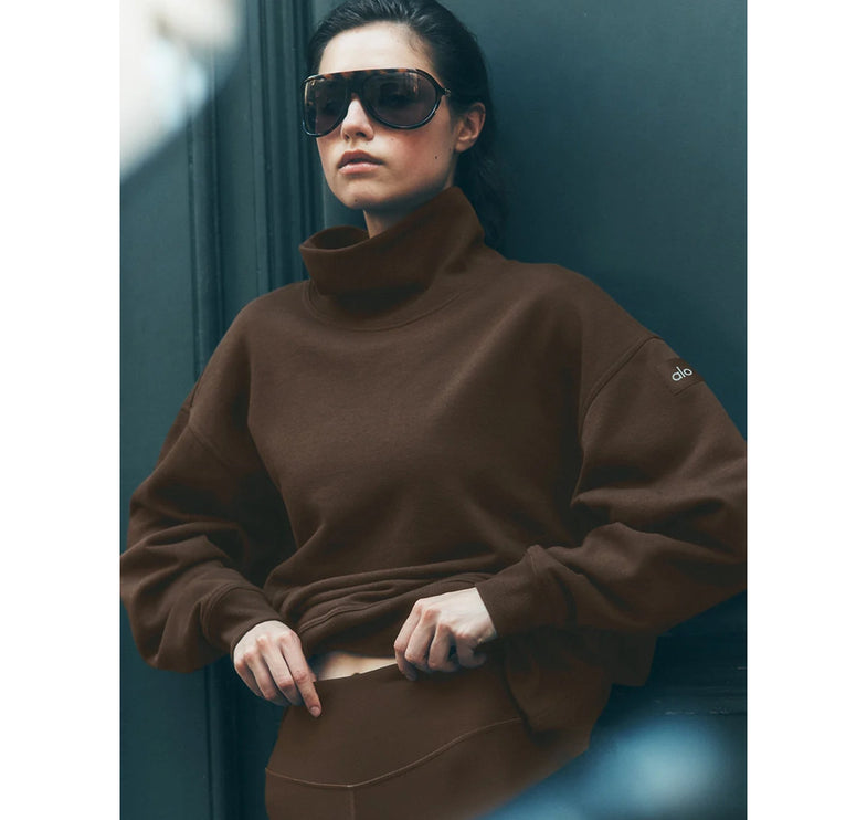 alo Women's Hazy Mock Neck Pullover Espresso