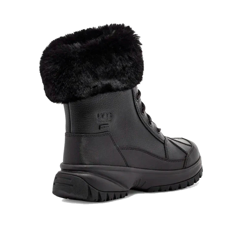 UGG Women's Yose Fluff Black
