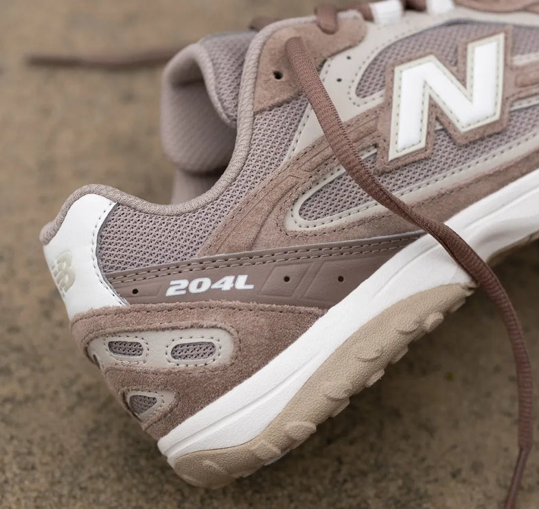New Balance 204L Mushroom/Arid Stone U204L155