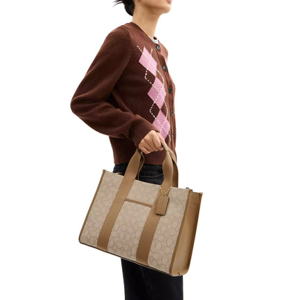 Coach Women's Smith Tote Bag In Signature Jacquard Gold/Light Khaki Multi