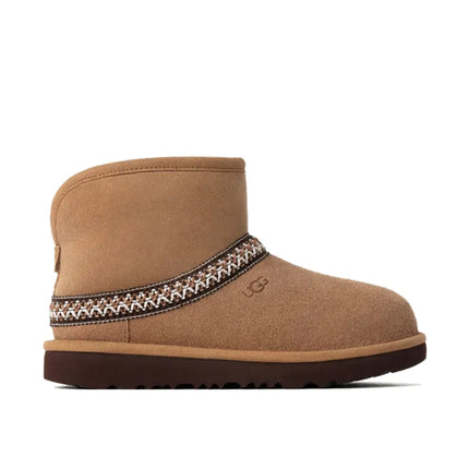 UGG Big Kid's Classic Mini Crescent Chestnut - Hemen Kargoda