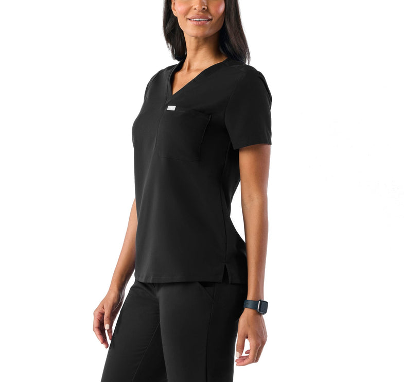 FIGS Women's Catarina One Pocket Scrub Top Black
