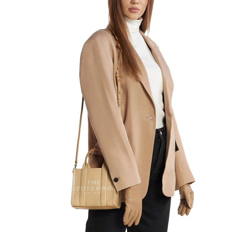 Marc Jacobs Women's The Leather Crossbody Tote Bag Camel