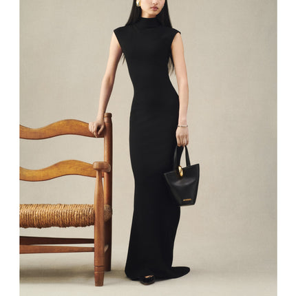 Jacquemus Women's The Small Bambola Black