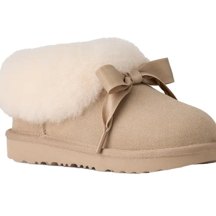UGG Big Kids' Bailey Slipper Sand