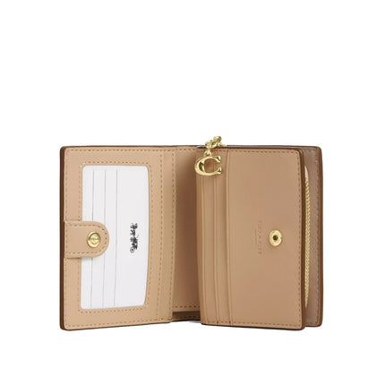Coach Women's Boxed Snap Wallet And Picture Frame Charm In Signature Canvas Gold/Champagne