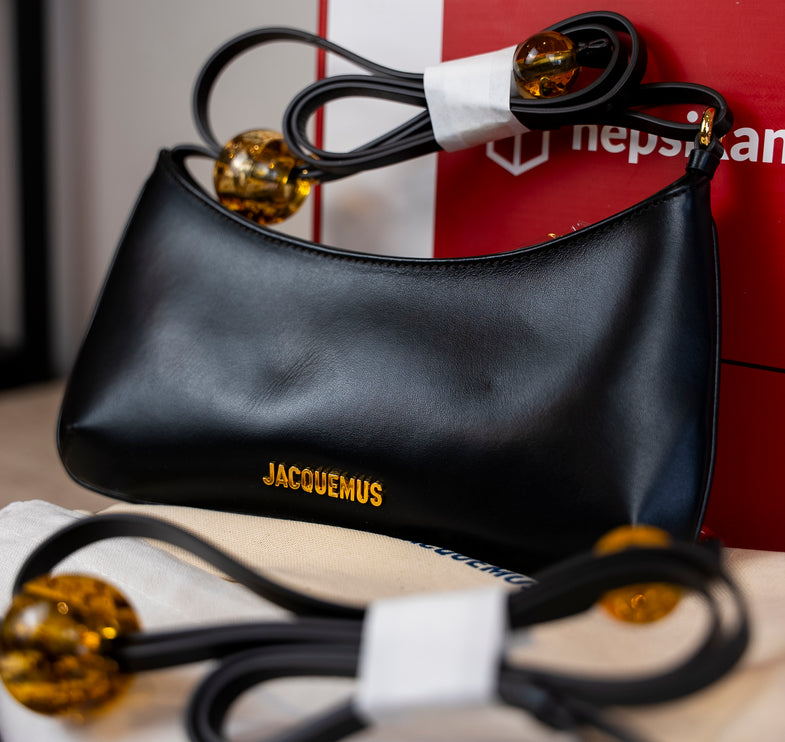 Jacquemus Women's The Bisou Perle Black - Hızlı Teslimat