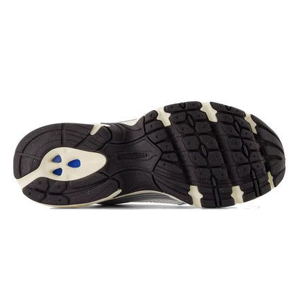 New Balance 530 Silver Metallic with Black Cement U530ESA