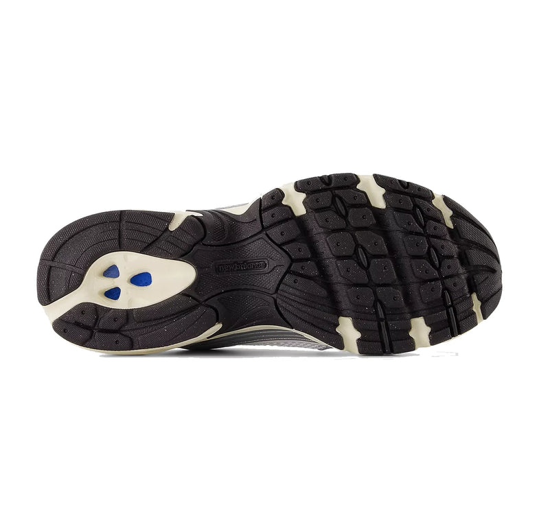 New Balance 530 Silver Metallic with Black Cement U530ESA