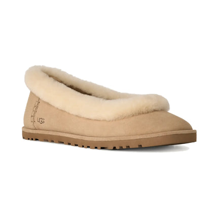 UGG Women's Zora Ballet Flat Sand