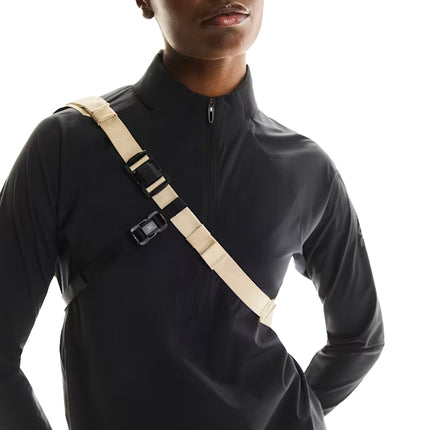 ON Sling Pack 9L Sand/Black