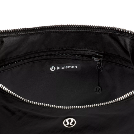 lululemon Unisex Slouchy Sling Bag 6L Metal Hardware Black