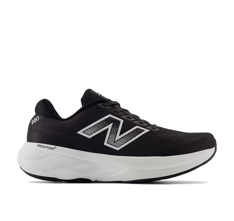 New Balance Men's Fresh Foam X 880v15 Black with NB 103 White and Reflection M880B15