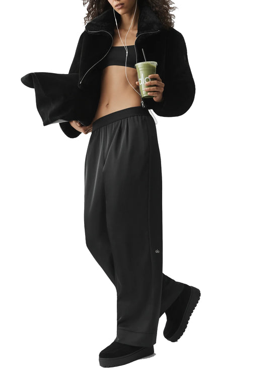 alo Women's Satin High-Waist Smooth Talker Pant (Regular) Black