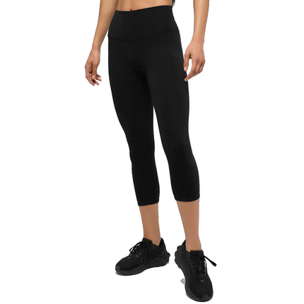 alo Women's High-Waist Airbrush Capri Black