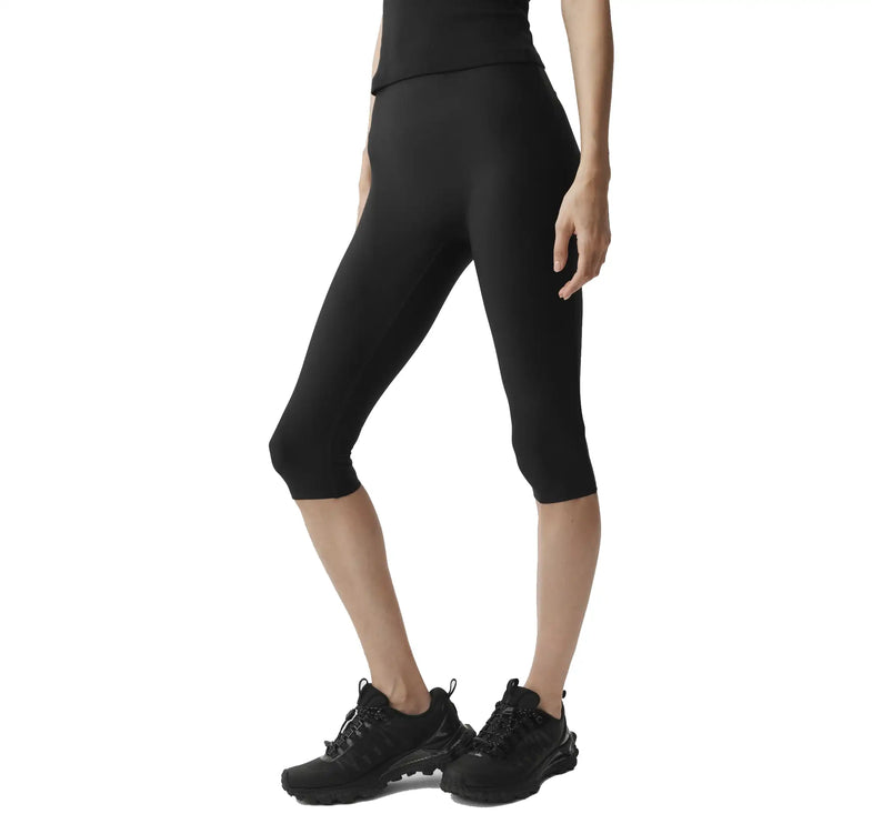 alo Women's Airlift High-Waist Sleek Capri Black