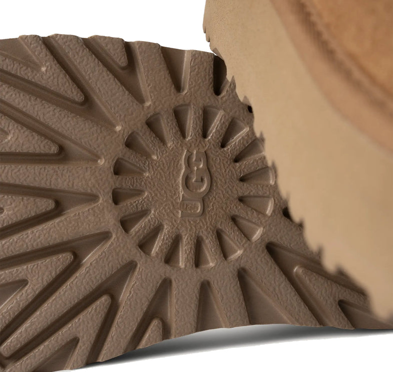 UGG Classic Ultra Mini Platform çocuk botu, kahverengi (chestnut) süet