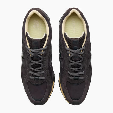 New Balance x AURALEE 204L Ganache with Black Bean U204L5I7