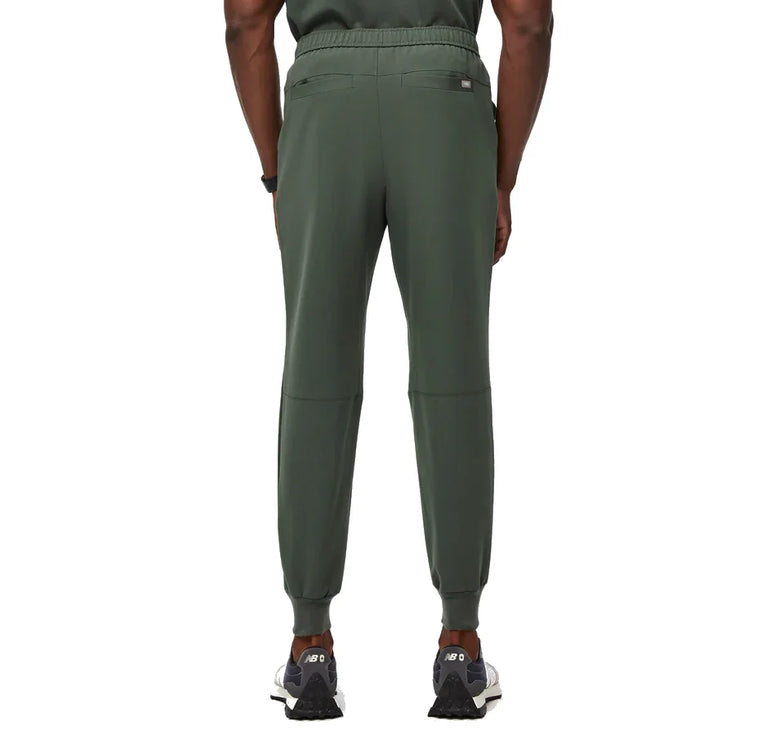 FIGS Men's Tansen Jogger Scrub Pants Moss