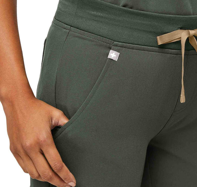 FIGS Women's Zamora Jogger Scrub Pants Moss