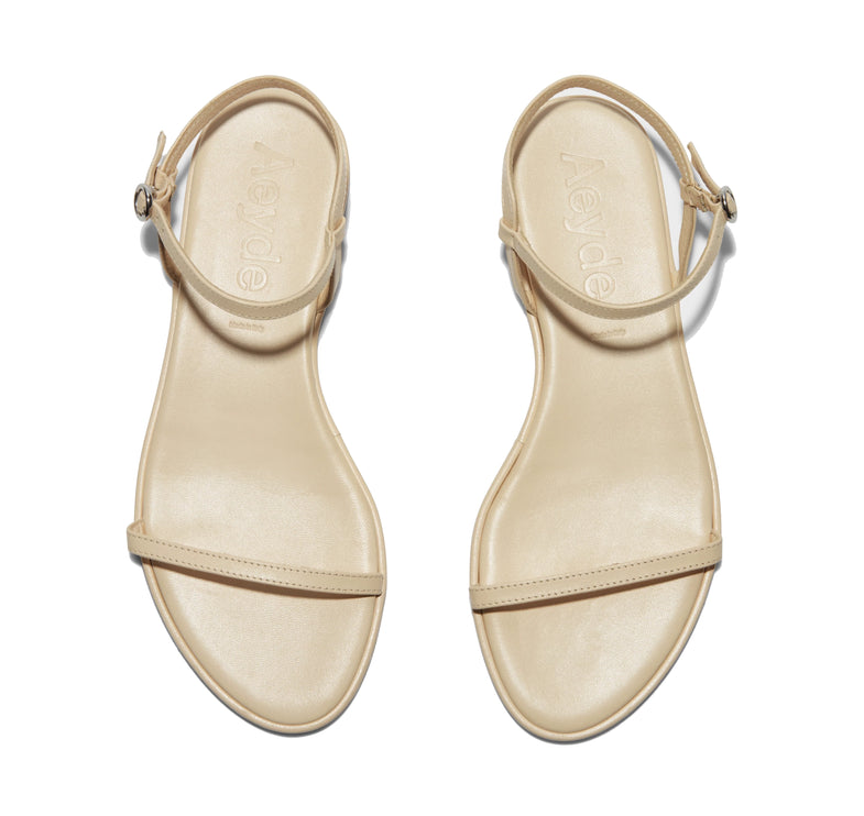 AEYDE Women's Nettie Leather Sandals Black Creamy Nappa