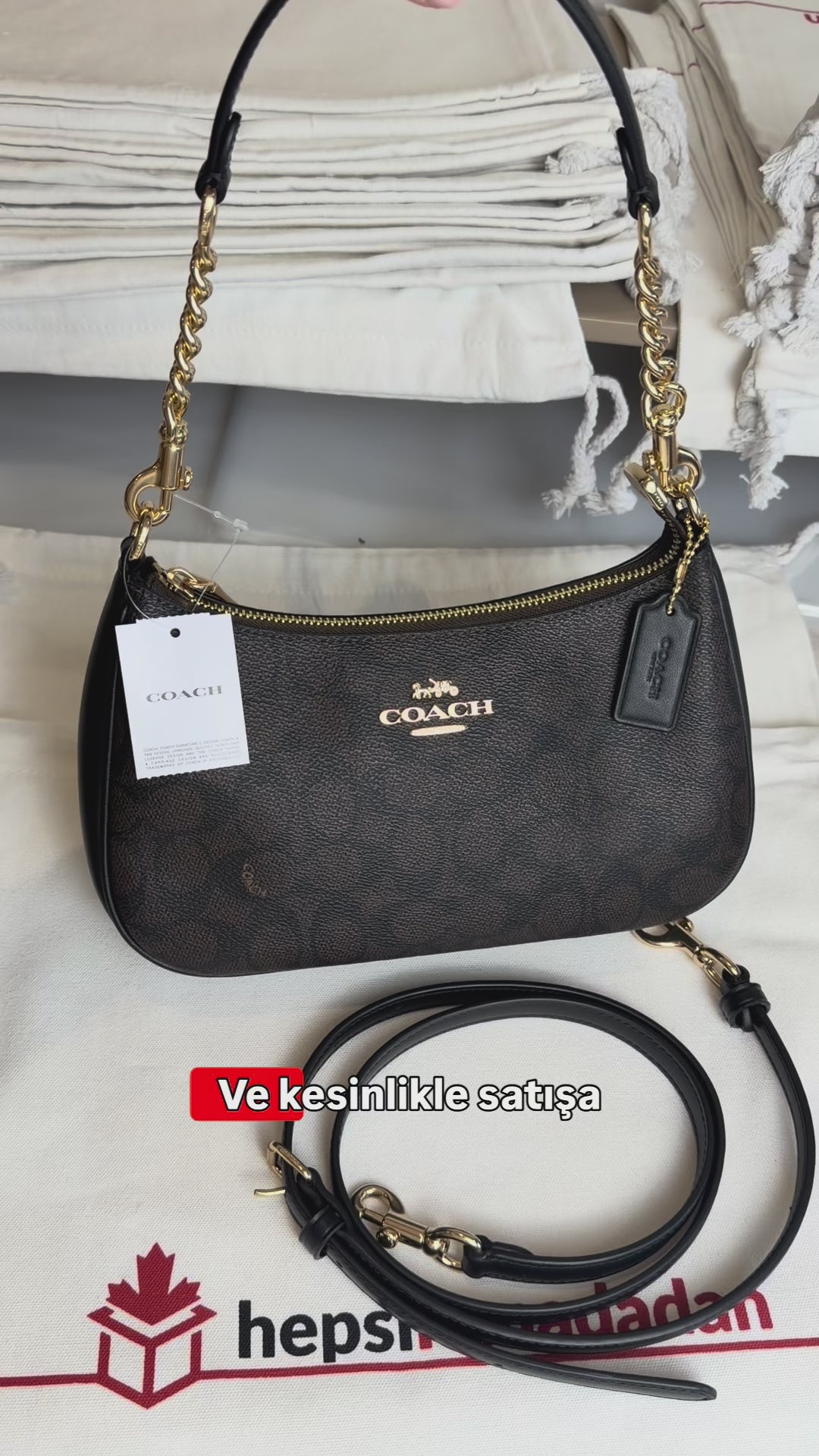 Coach Women's Teri Shoulder Bag In Signature Canvas Gold/Walnut