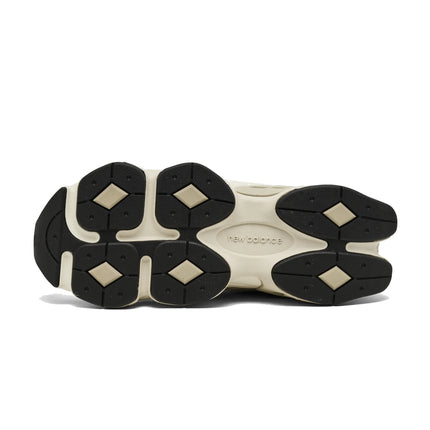 New Balance Grade School 9060 Linen/Timberwolf GC9060BC