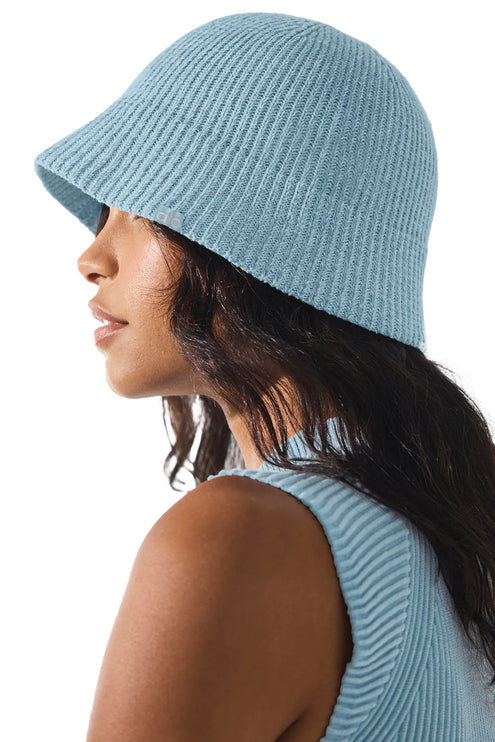 alo Women's Denim Knit Cloche - Celestial Blue/Dark Celestial Blue