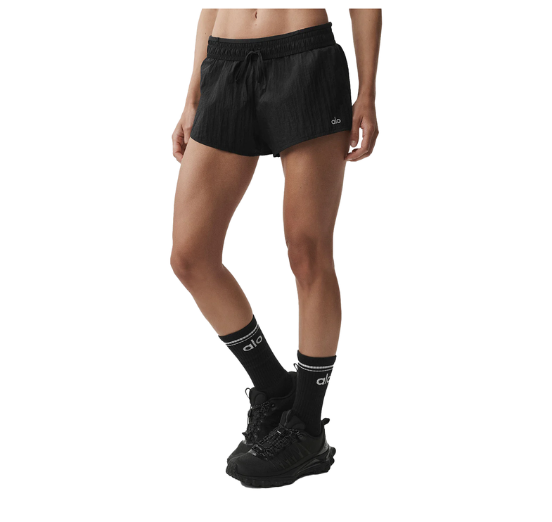 alo Women's Mid-Rise Go Time Short Black