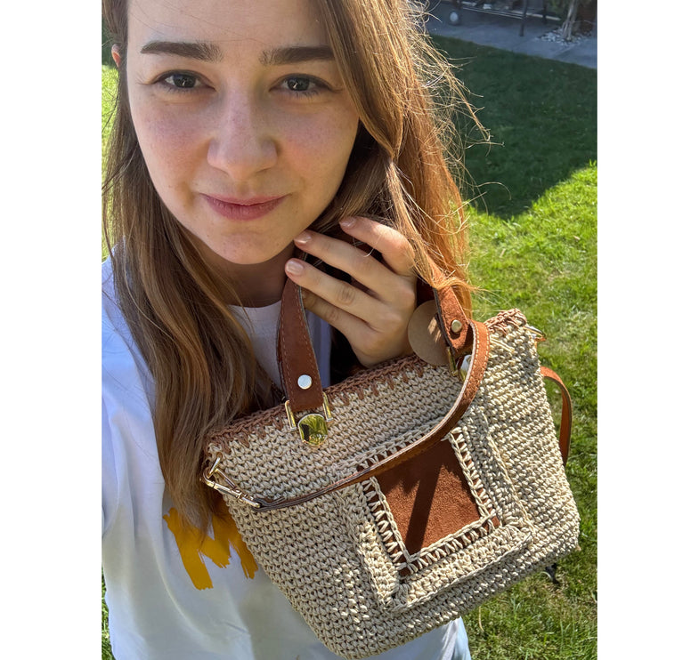 Sienna D’or Capri Box