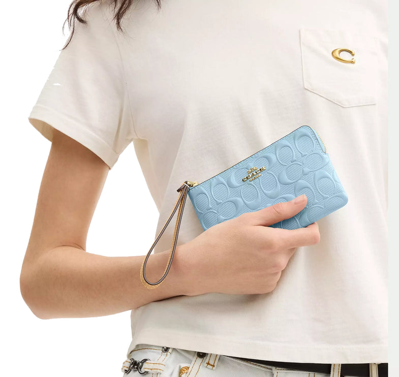 Coach Women's Corner Zip Wristlet In Signature Leather Gold/Light Blue