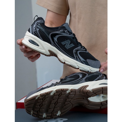 New Balance 530 Black with Castlerock U5309TN