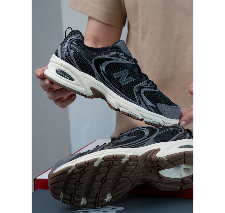 New Balance 530 Black with Castlerock U5309TN