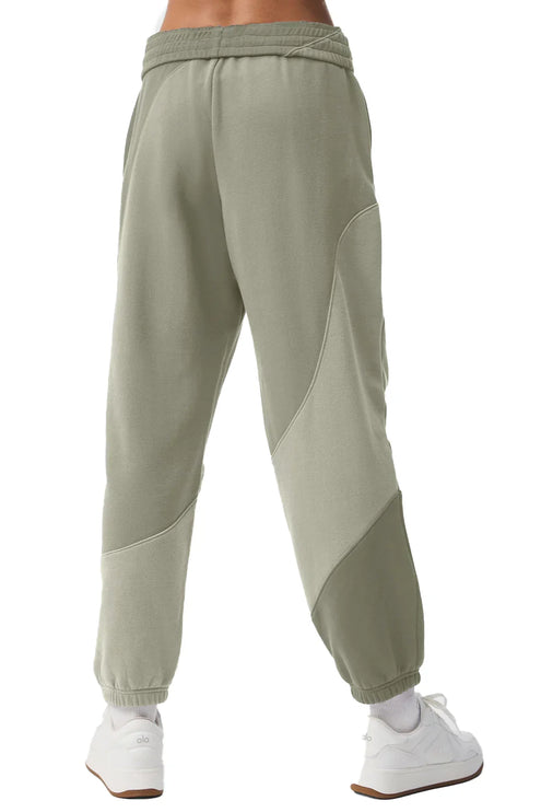 alo Unisex Make Waves Sweatpant Limestone Tonal