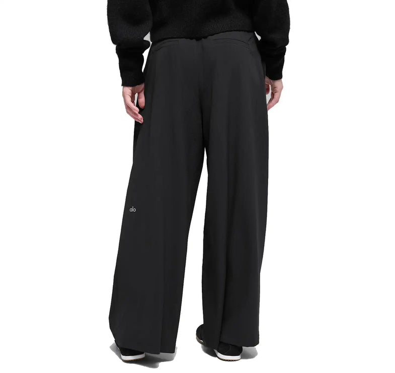 alo Women's High-Waist Dreamscape Trouser (Short) Black