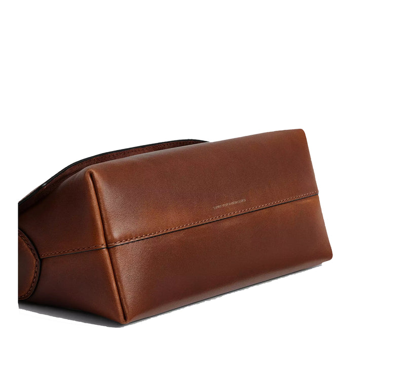 Coach Women's Chelsea Shoulder Bag 30 In Loved Leather Brass/Brown