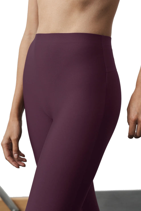 alo Women's Airlift High-Waist 7/8 Techlux Legging Rich Bordeaux
