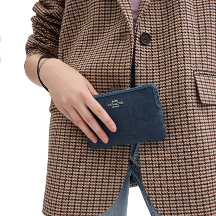 Coach Women's Corner Zip Wristlet In Signature Jacquard Silver/Denim/Dark Denim