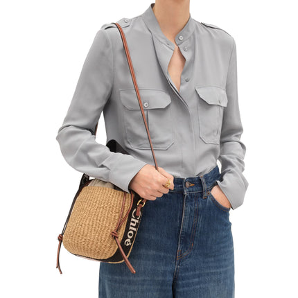 Chloé Women's Small Woody Basket in Natural Fibers Black/Beige