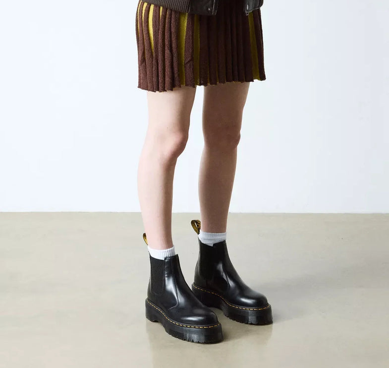 Dr. Martens Women's 2976 Polished Smooth Platform Chelsea Boots Black - İndirim