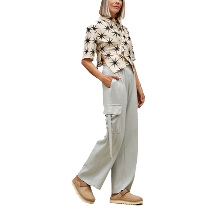 UGG Women's Goldenstar Clog Sand