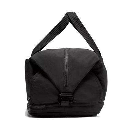 lululemon Unisex 3-in-1 Gym Duffle Bag 30L Black/Traverse Grey