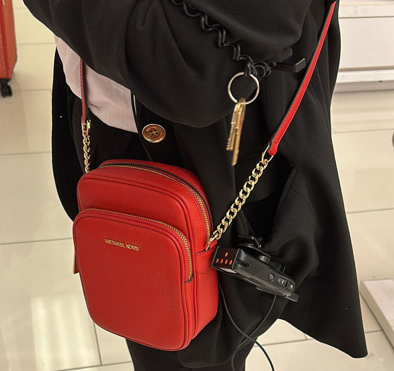 Michael Kors Women's Jet Set Travel Medium Saffiano Leather Crossbody Bag Bright Red - Hemen Kargoda