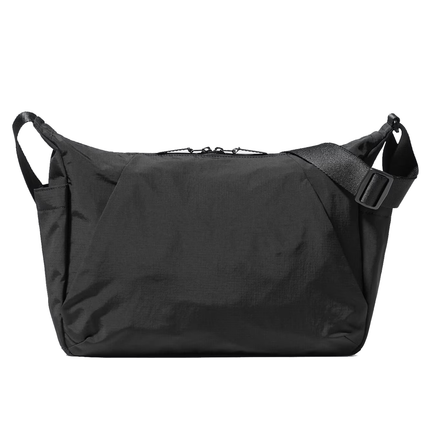 Uniqlo Unisex Utility Shoulder Bag 09 Black